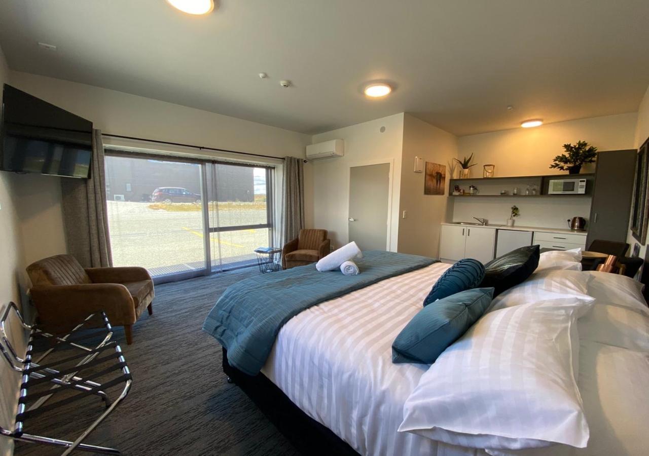 טוויזל Sky Suites - Lake Pukaki, Mount Cook מראה חיצוני תמונה