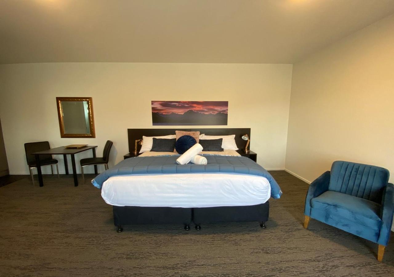 טוויזל Sky Suites - Lake Pukaki, Mount Cook מראה חיצוני תמונה