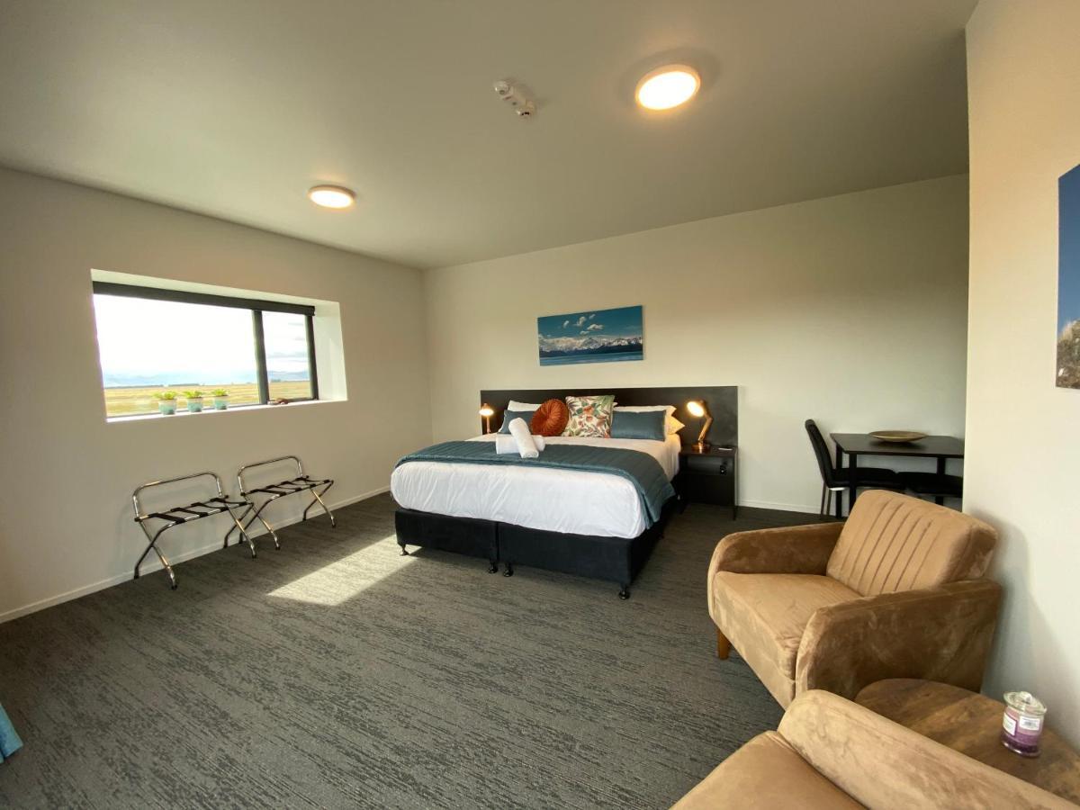 טוויזל Sky Suites - Lake Pukaki, Mount Cook מראה חיצוני תמונה